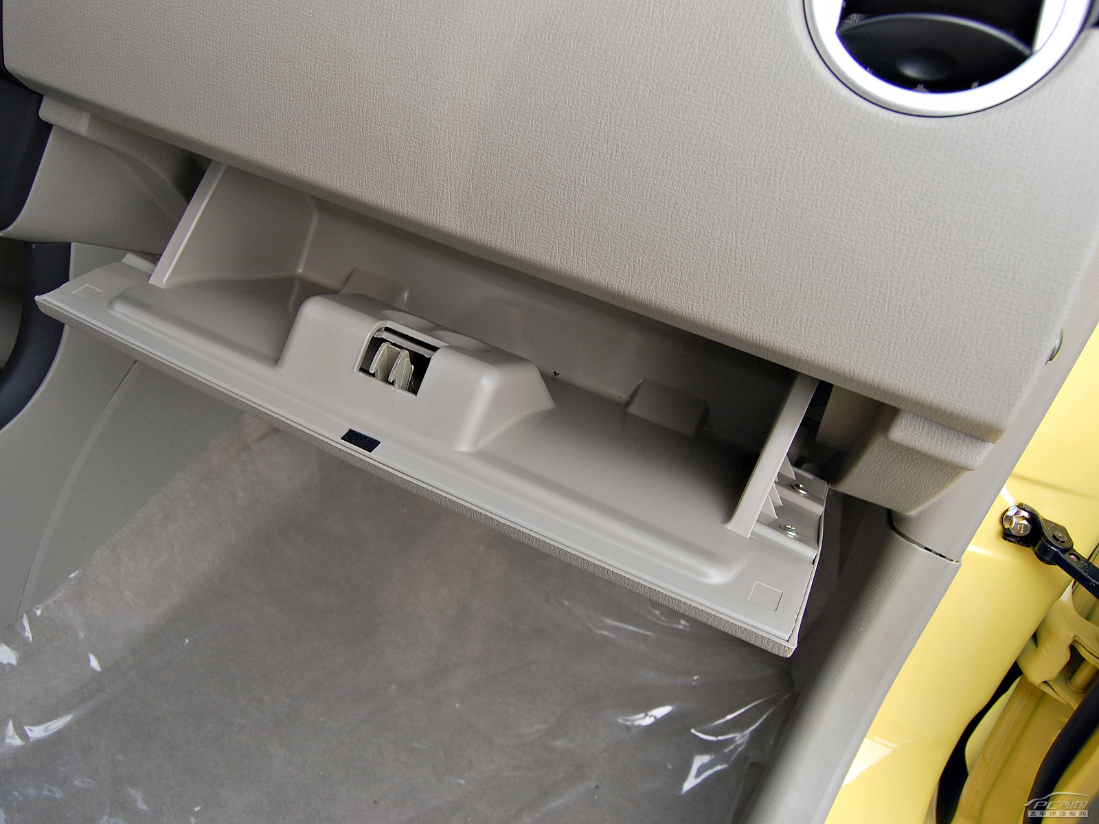 力帆320內(nèi)飾高清大圖