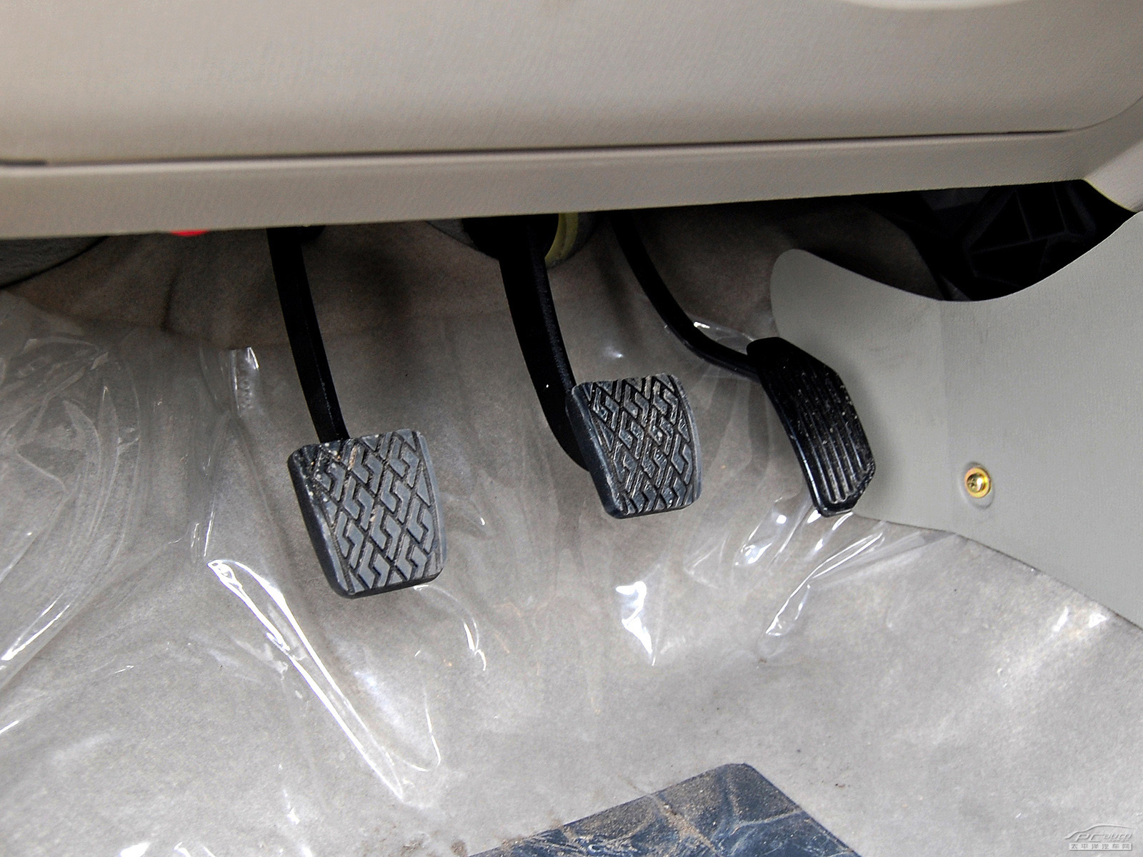 力帆320內(nèi)飾高清大圖