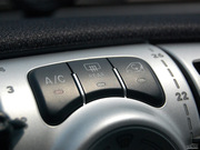 2011款 1.0T 敞篷激情版 2011款 1.0T 敞篷激情版