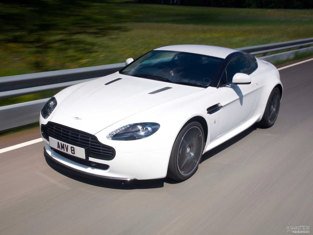V8 Vantage^DƬ