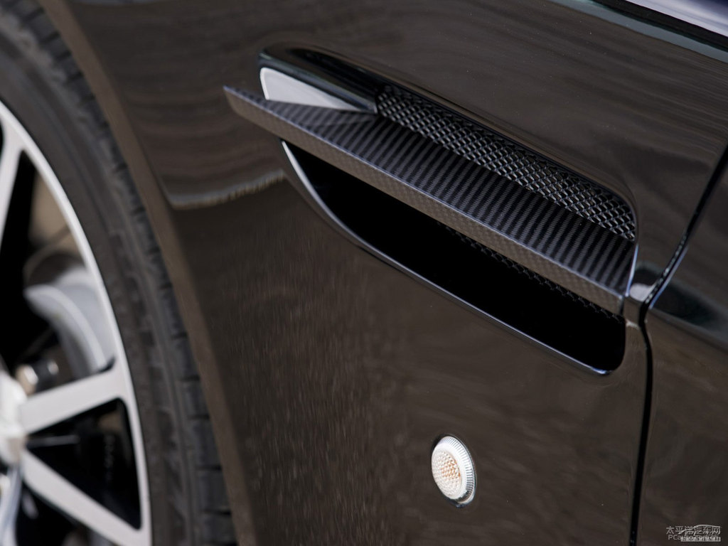 V8 Vantage(x)(ji)DƬ