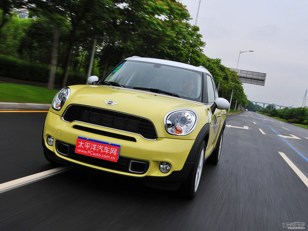SɫMINI COUNTRYMAN܇^^DƬ
