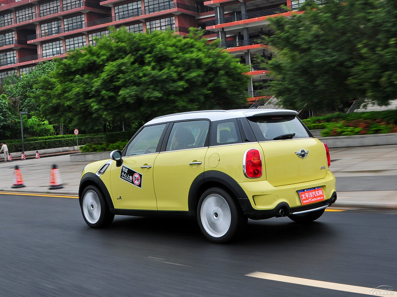 MINI COUNTRYMAN外觀高清大圖