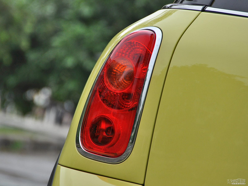 SɫMINI COUNTRYMAN܇β^DƬ