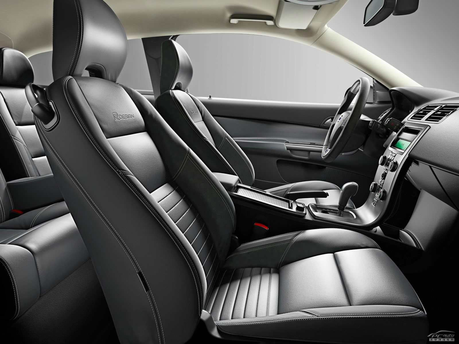 沃爾沃C30內(nèi)飾高清大圖