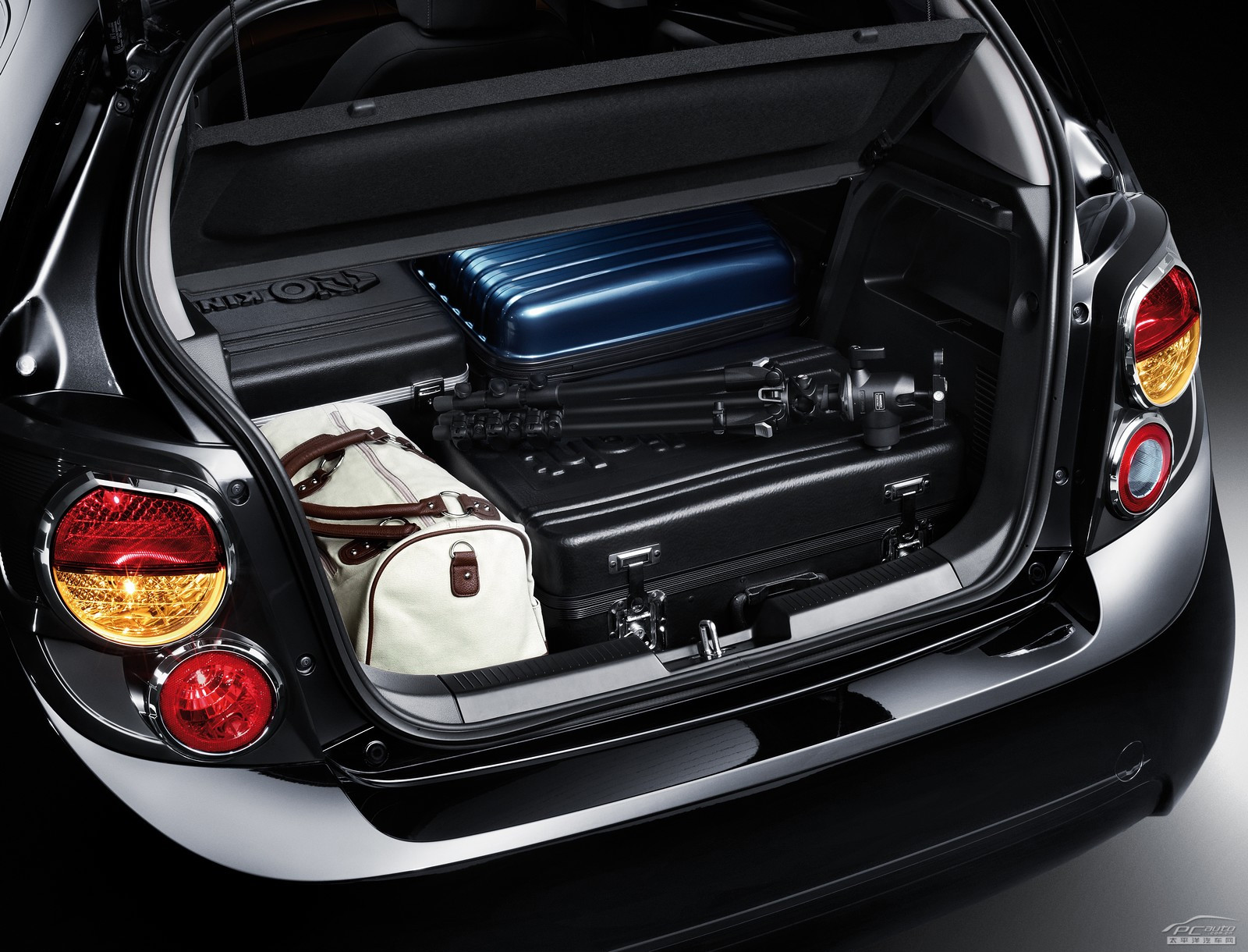 愛(ài)唯歐外觀高清大圖