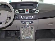 2011款 2.0L 風(fēng)景舒適版 2011款 2.0L 風(fēng)景舒適版