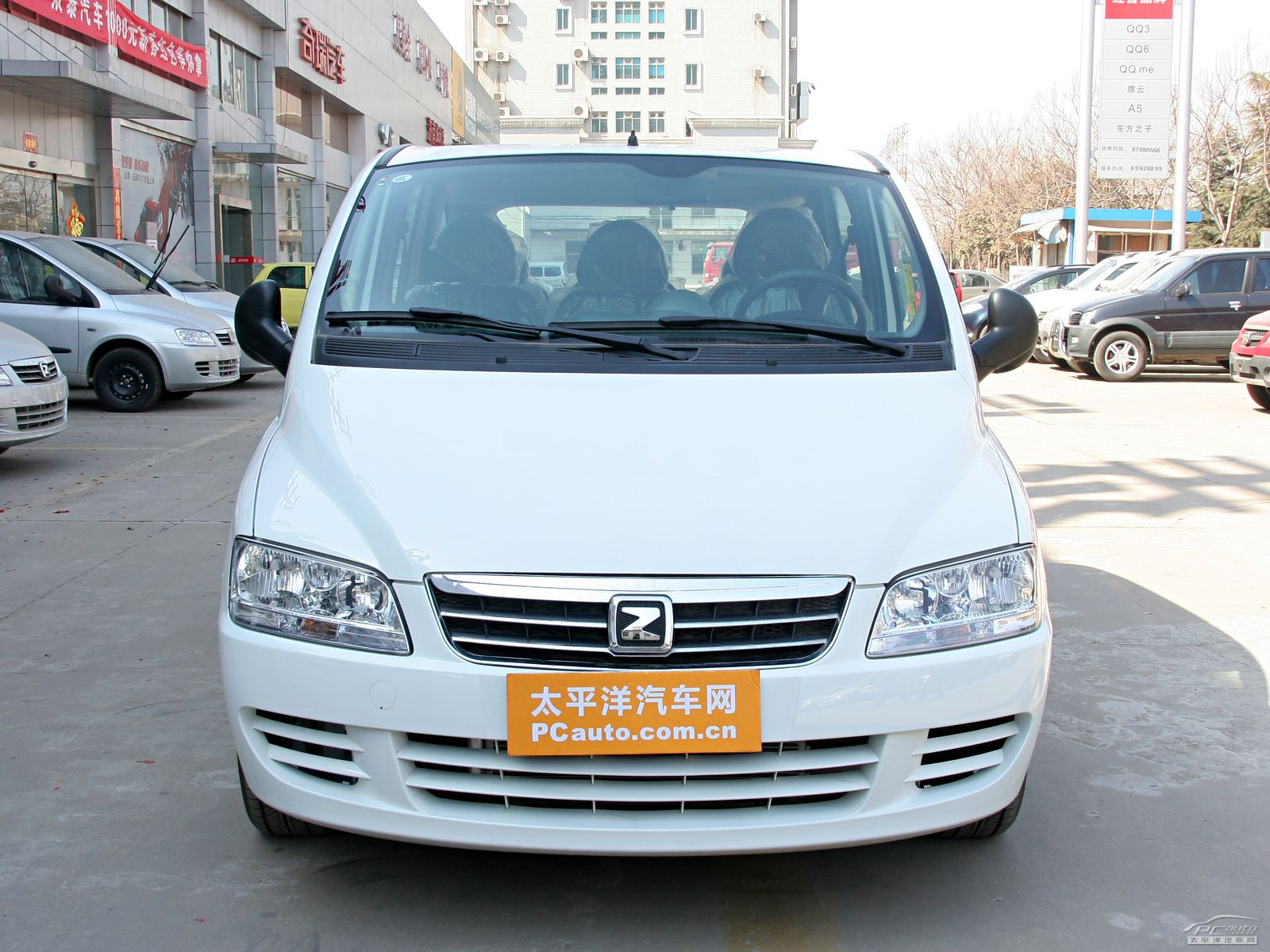眾泰M300外觀高清大圖