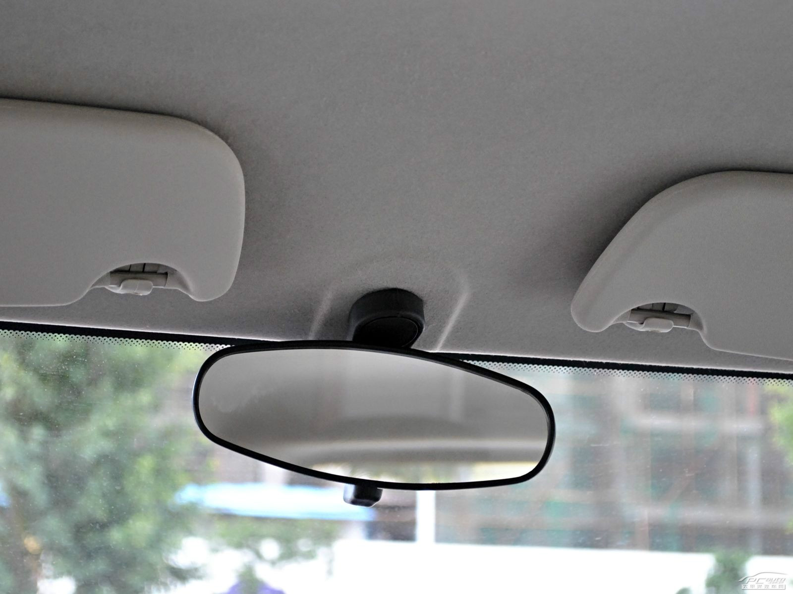 力帆320內(nèi)飾高清大圖