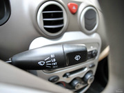 2010款 1.0L 自動 豪華型 2010款 1.0L 自動 豪華型