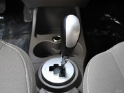 2010款 1.0L 自動 豪華型 2010款 1.0L 自動 豪華型