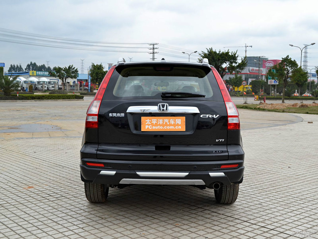 彩晶黑本田CR-V外觀圖片