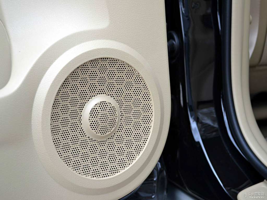 彩晶黑本田CR-V內(nèi)飾圖片