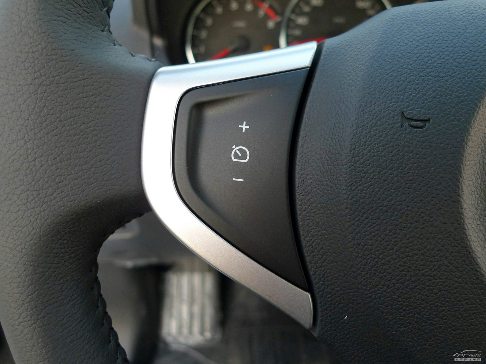 科雷傲(進口)內(nèi)飾高清大圖