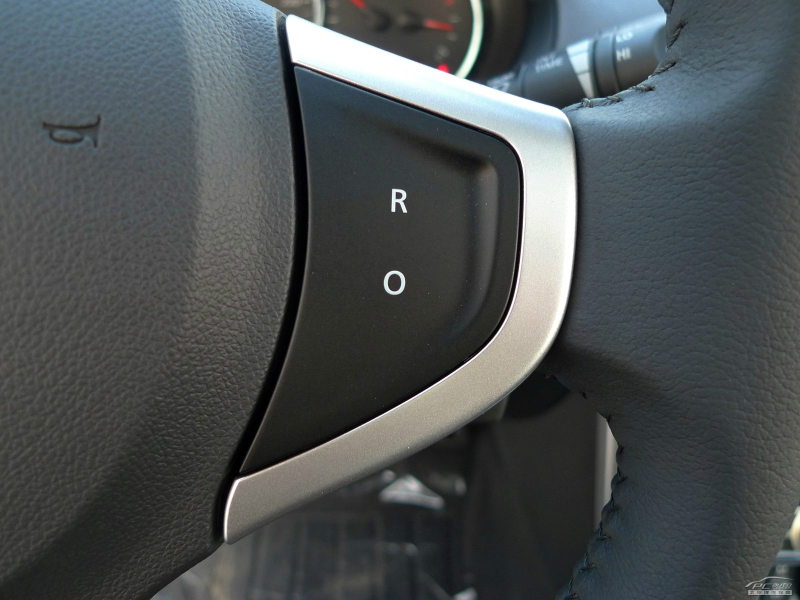 科雷傲(進口)內(nèi)飾高清大圖