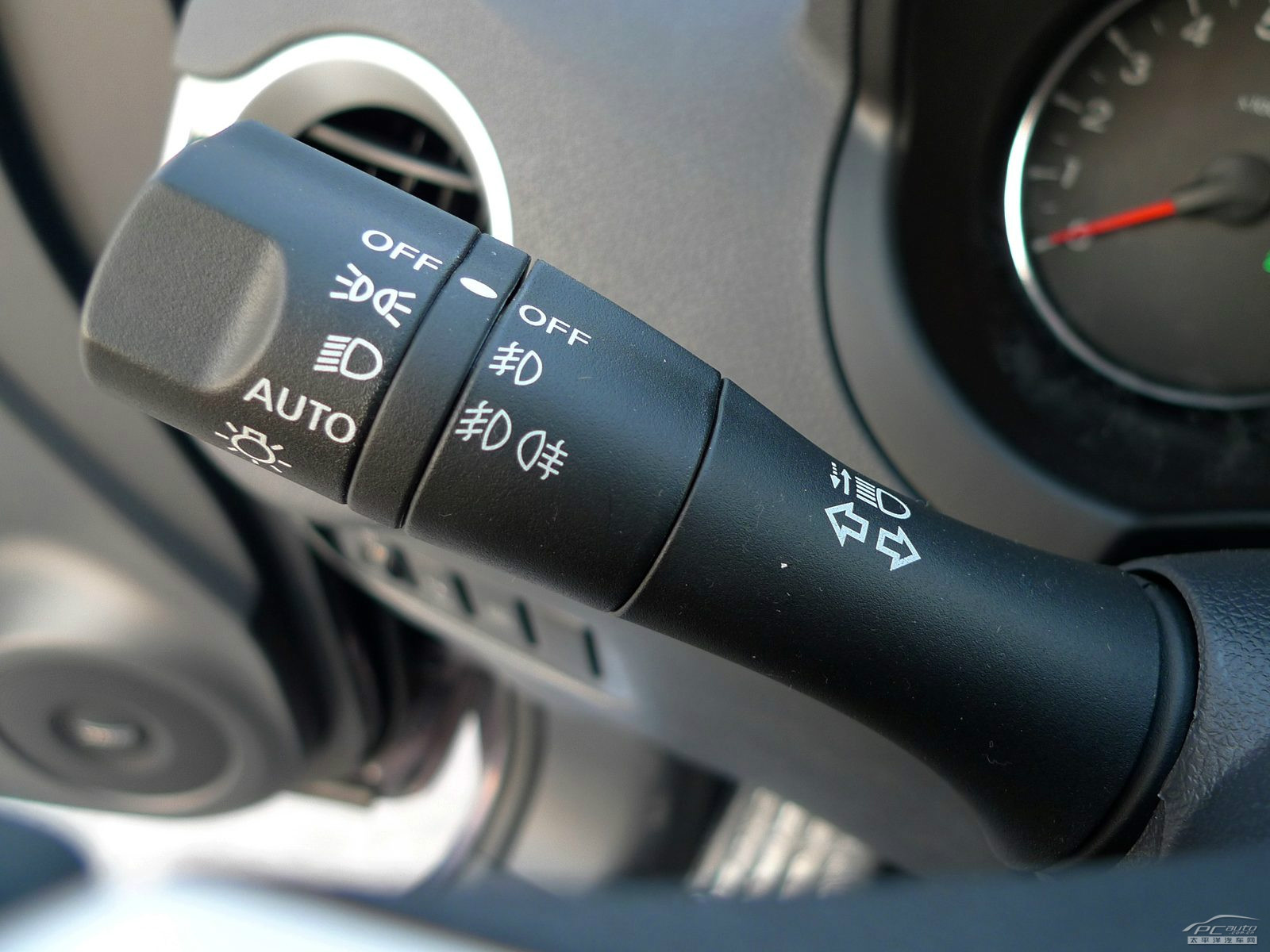 科雷傲(進(jìn)口)內(nèi)飾高清大圖