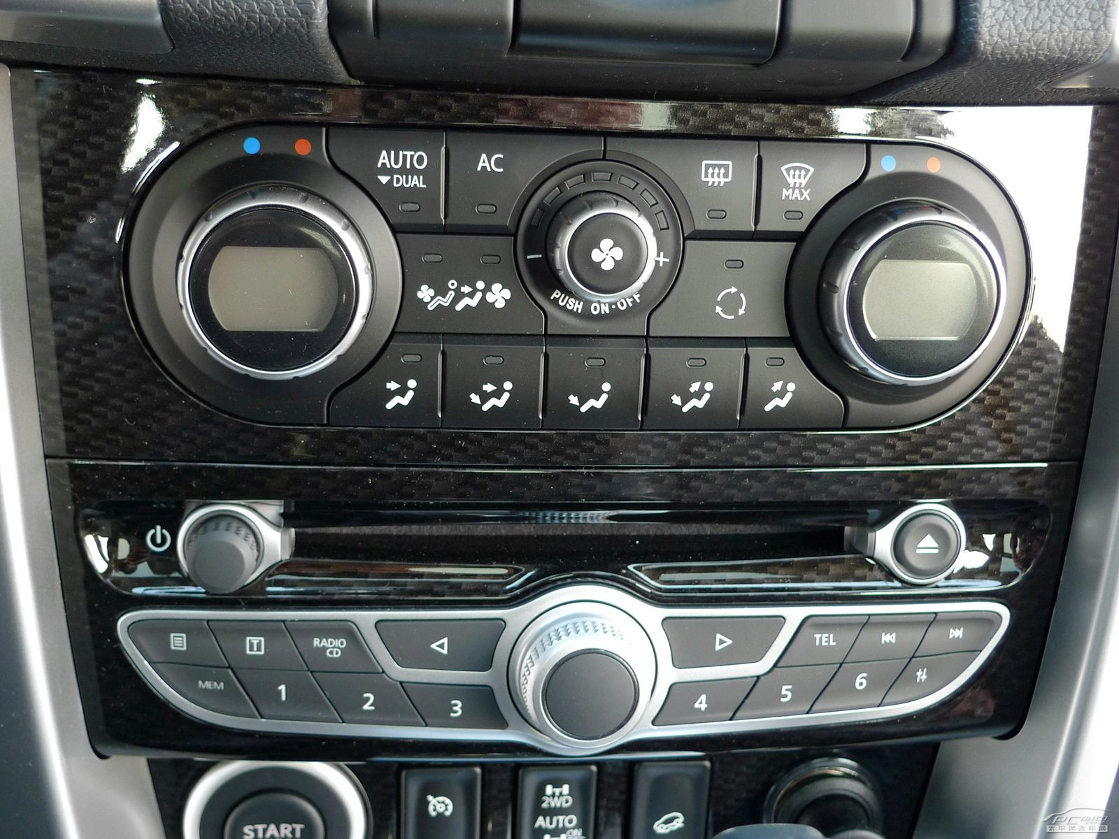 科雷傲(進(jìn)口)內(nèi)飾高清大圖