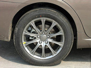 2011款 2.0L 自動尊貴版 2011款 2.0L 自動尊貴版