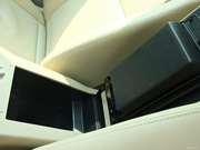 2011款 2.0L 自動尊貴版 2011款 2.0L 自動尊貴版