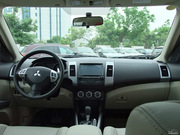 2011 Ž 2.4L r(sh)а