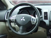 2011 Ž 2.4L r(sh)а