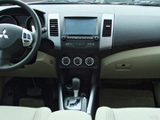 2011 Ž 2.4L r(sh)а