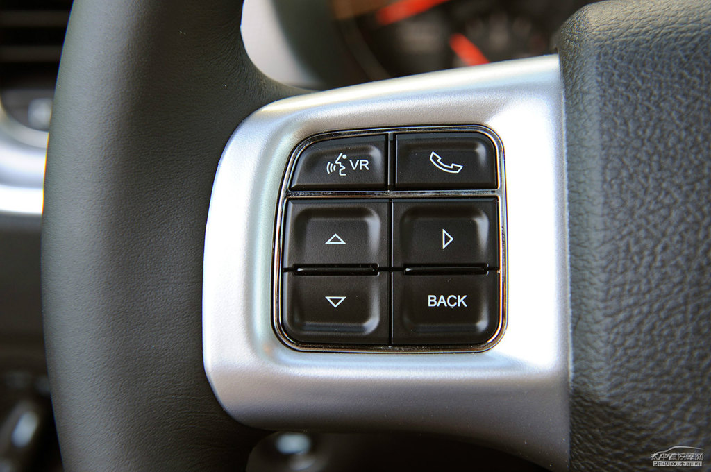 Charger(ni)DƬ