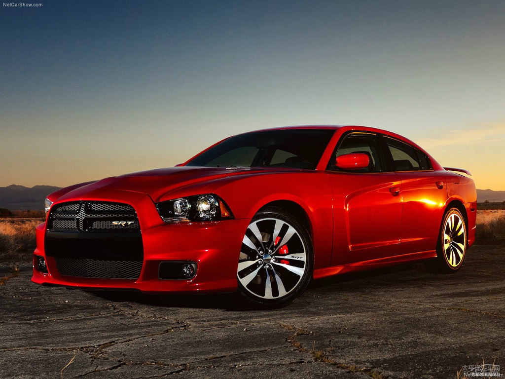 Charger^DƬ