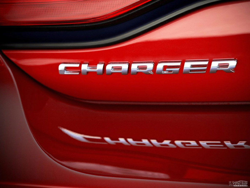 Charger^DƬ