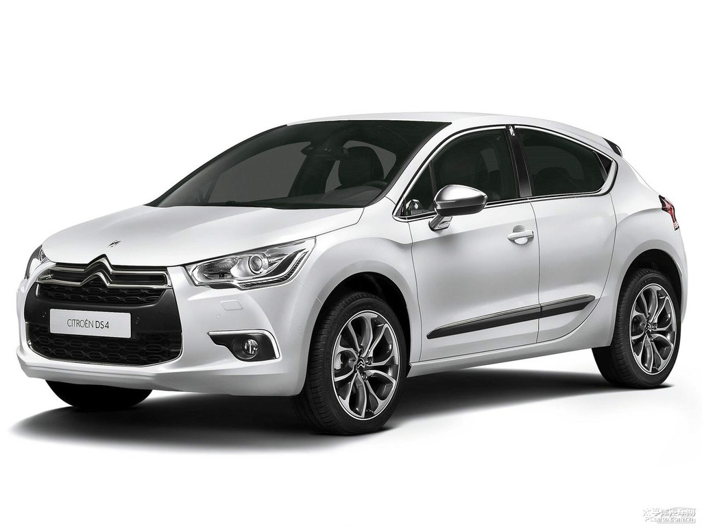 DS 4^DƬ