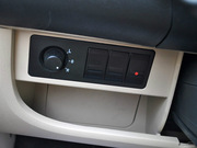 2010款 1.0L 手動 舒適型 2010款 1.0L 手動 舒適型