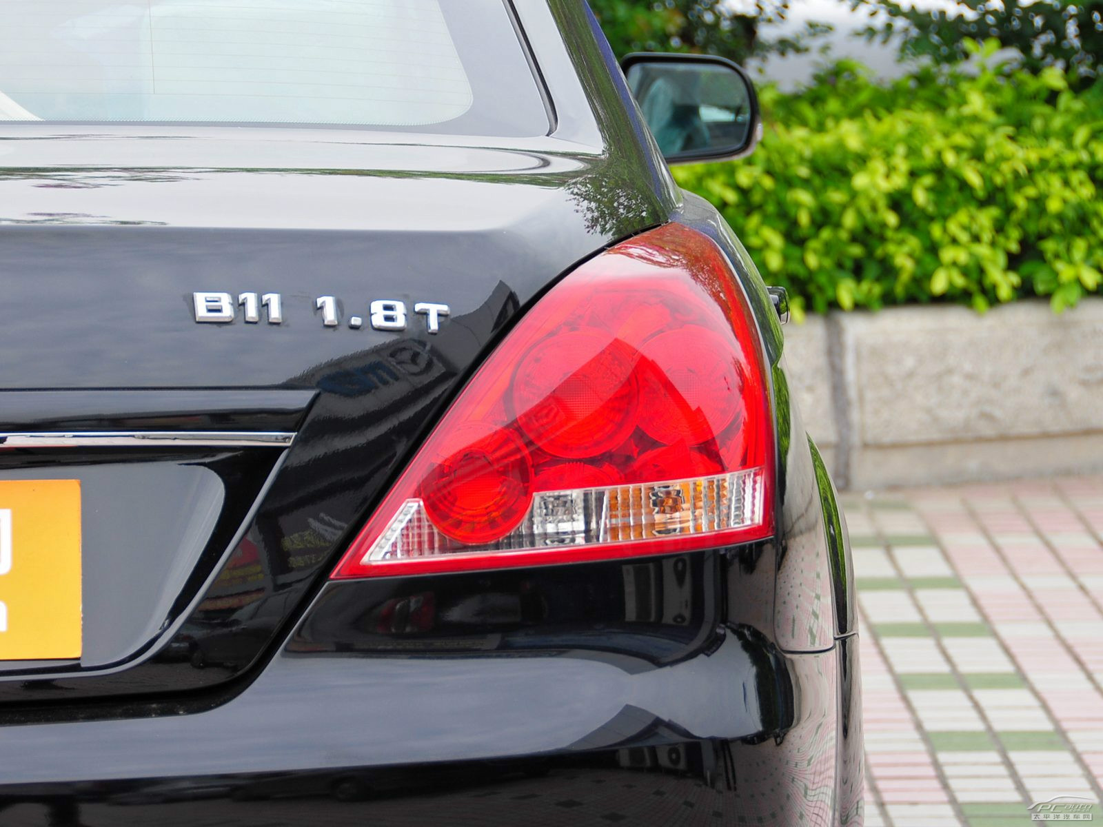 華泰B11外觀高清大圖