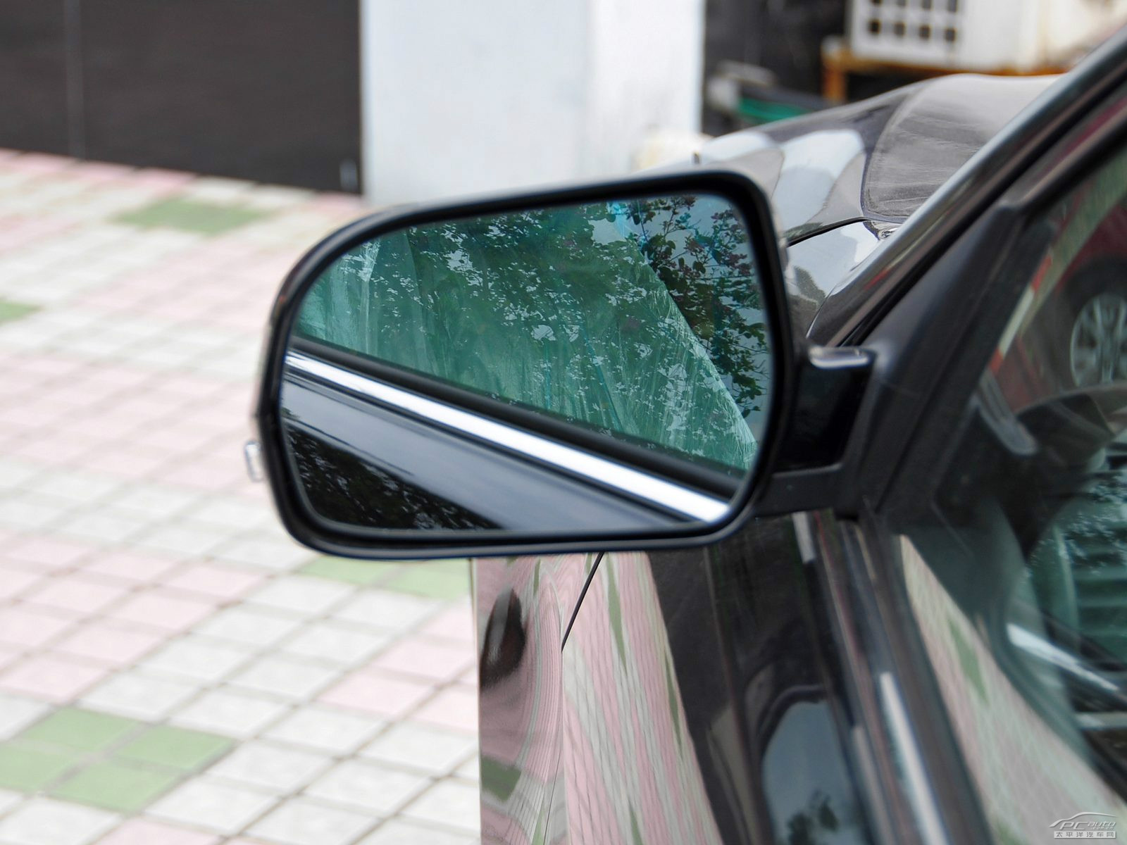 華泰B11外觀高清大圖