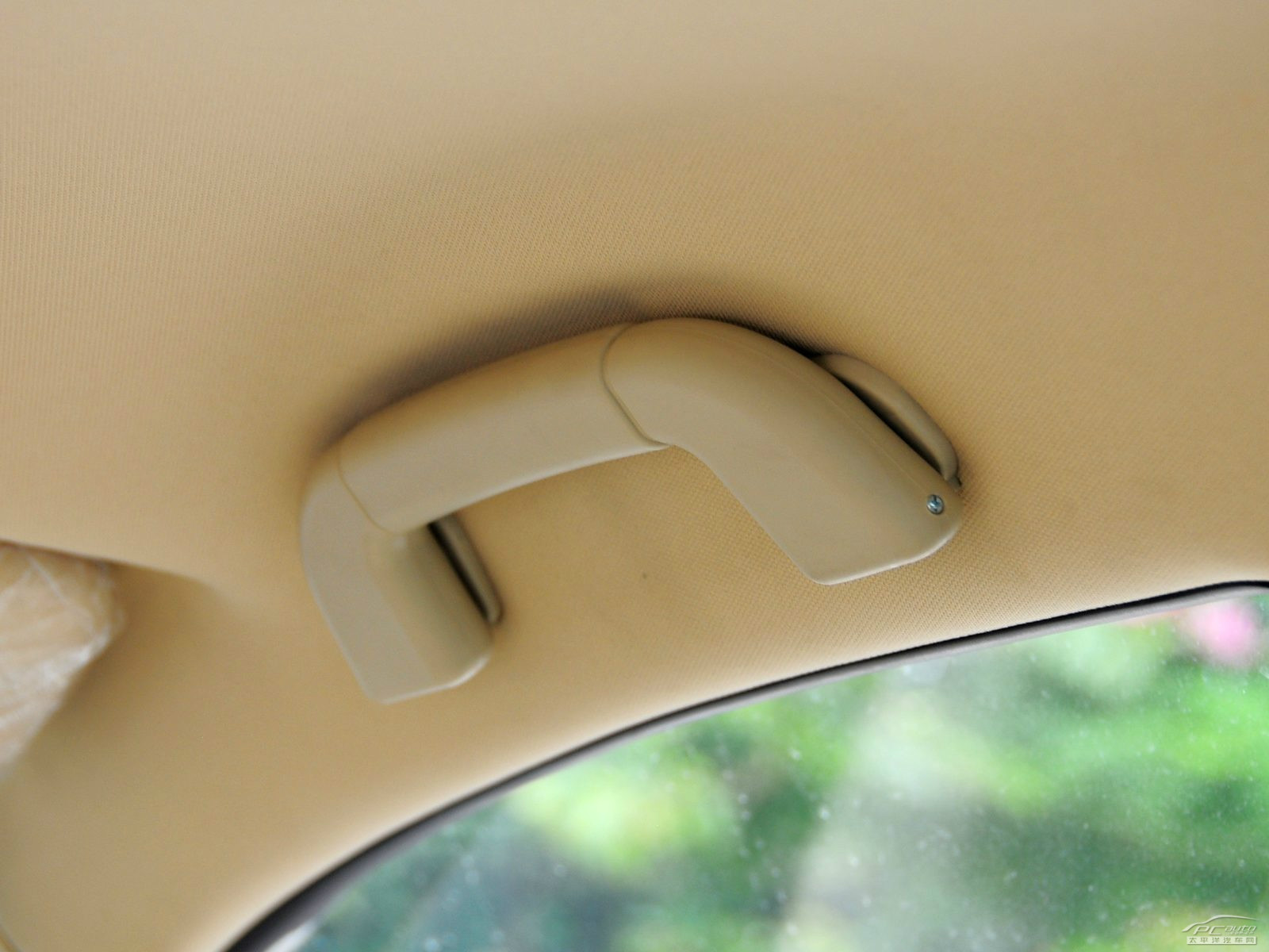 華泰B11內(nèi)飾高清大圖