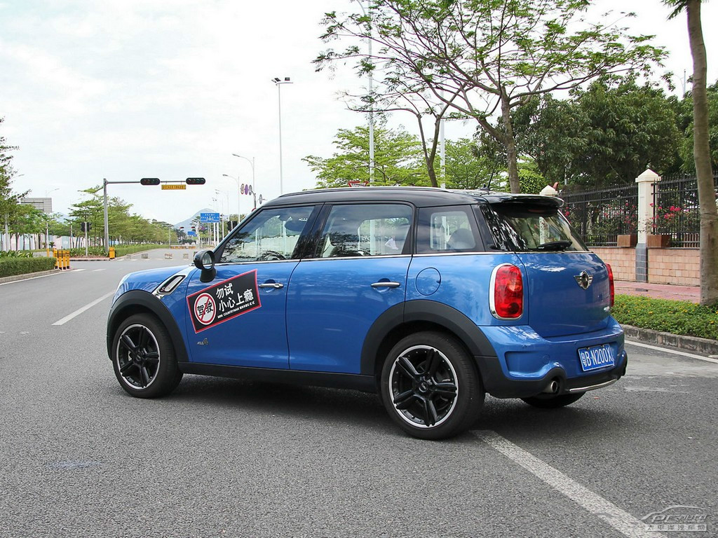 MINI COUNTRYMAN外觀高清大圖