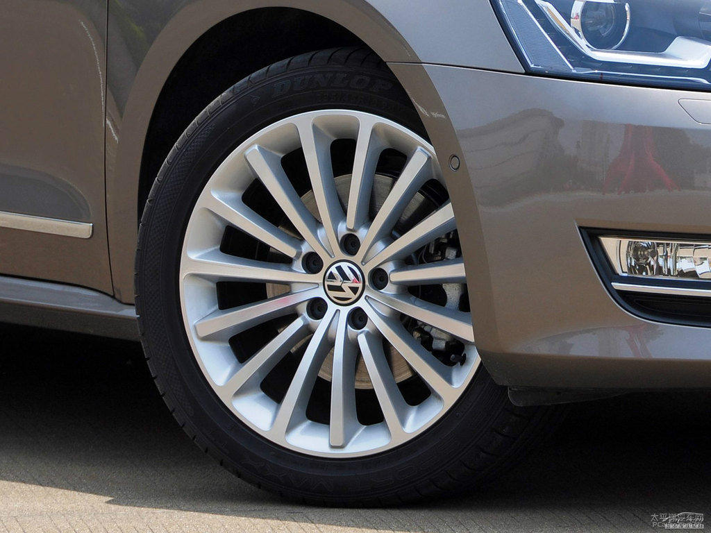 帕薩特外觀圖片