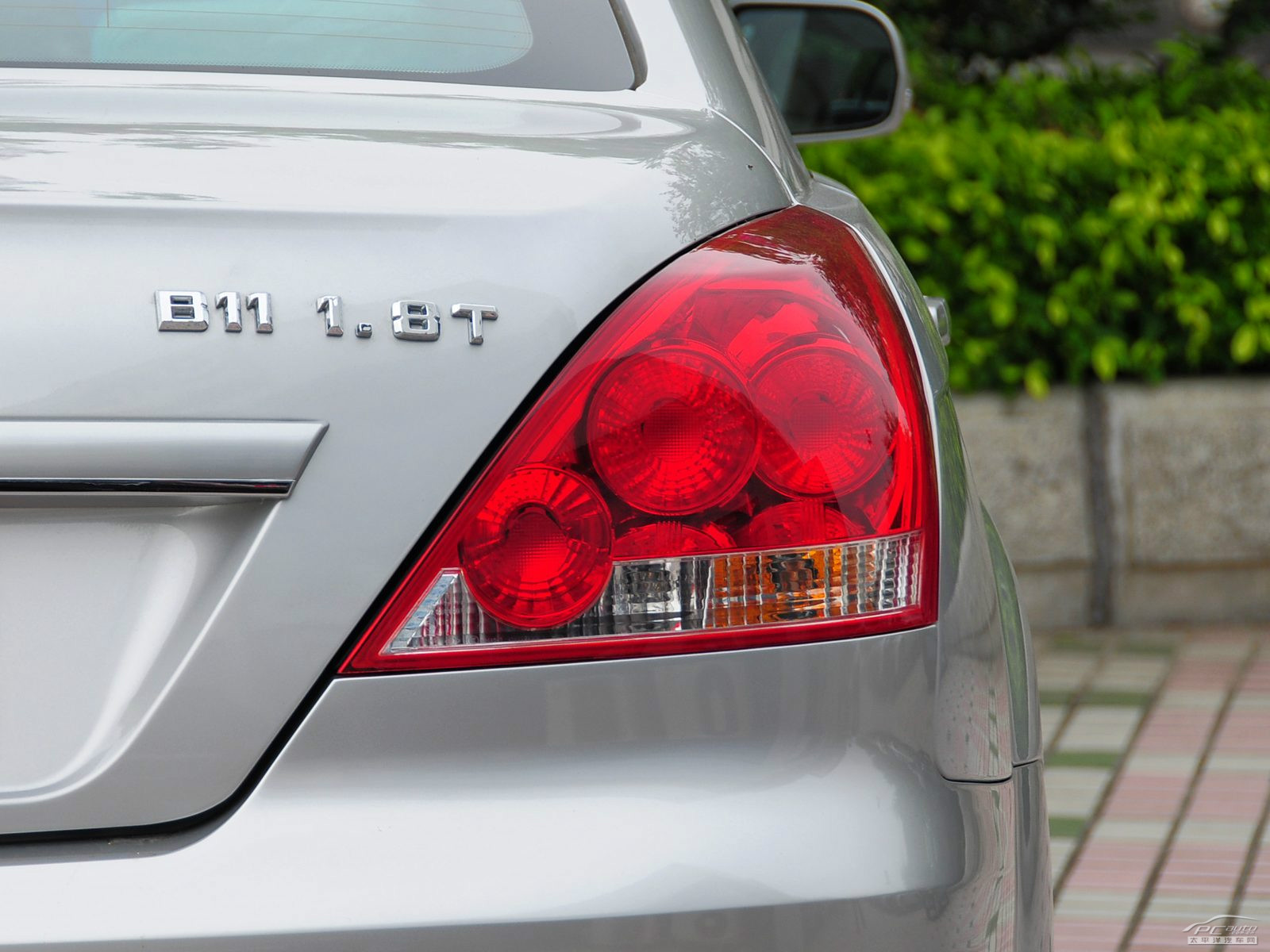 華泰B11外觀高清大圖