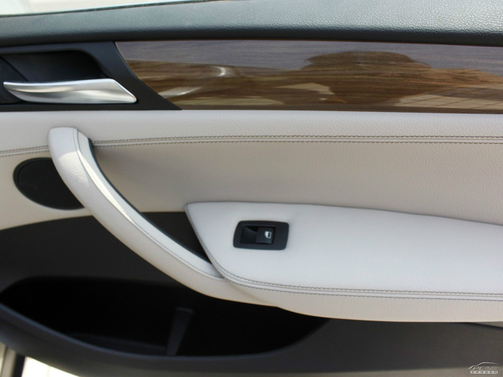 寶馬X3(進口)內(nèi)飾高清大圖