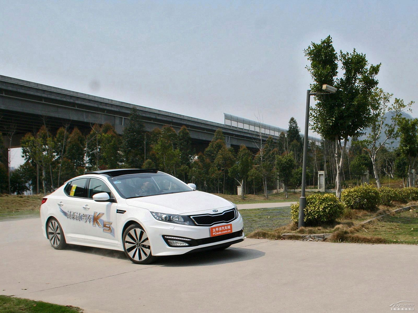 起亞K5凱酷外觀高清大圖