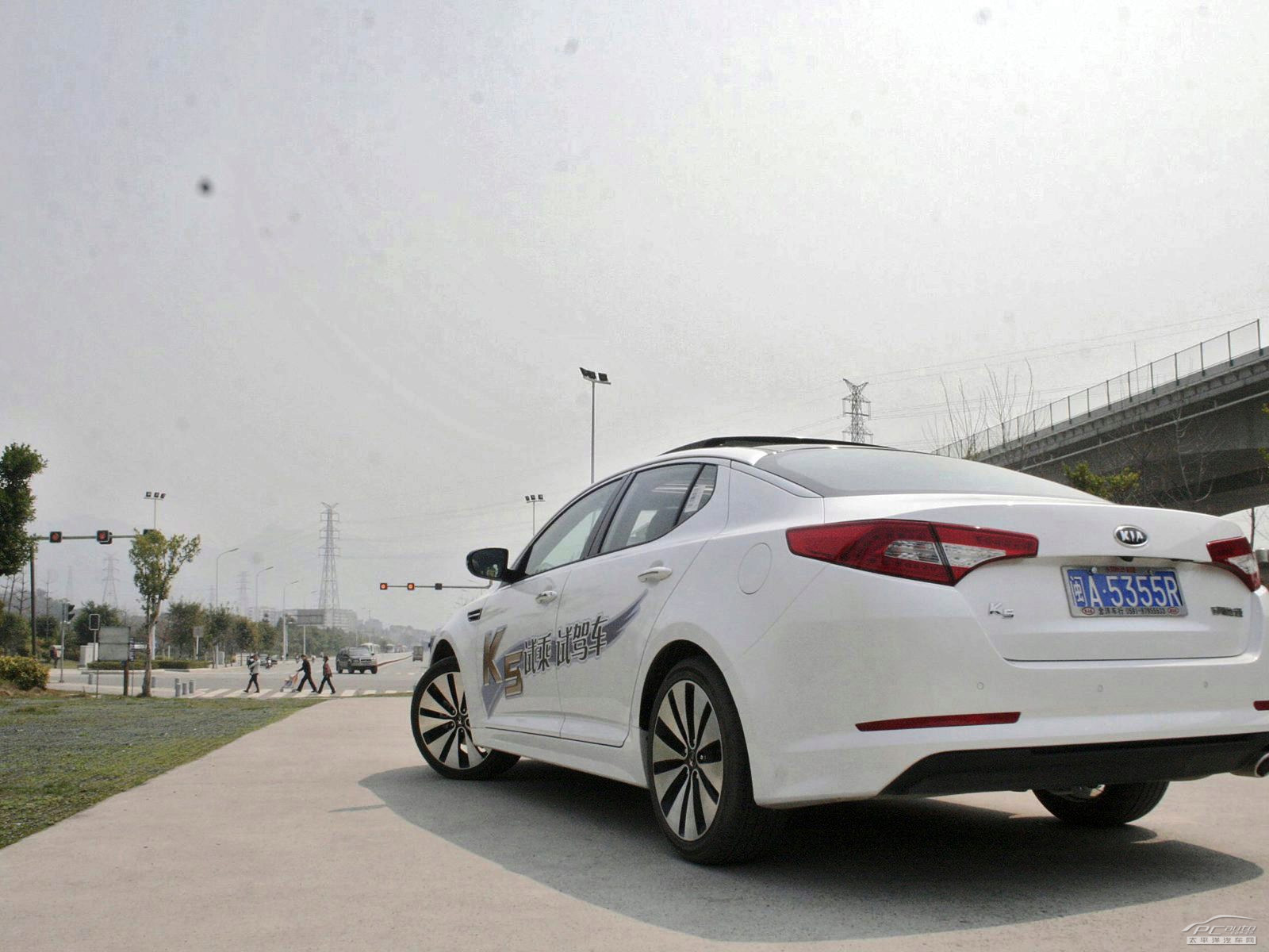 起亞K5凱酷外觀高清大圖