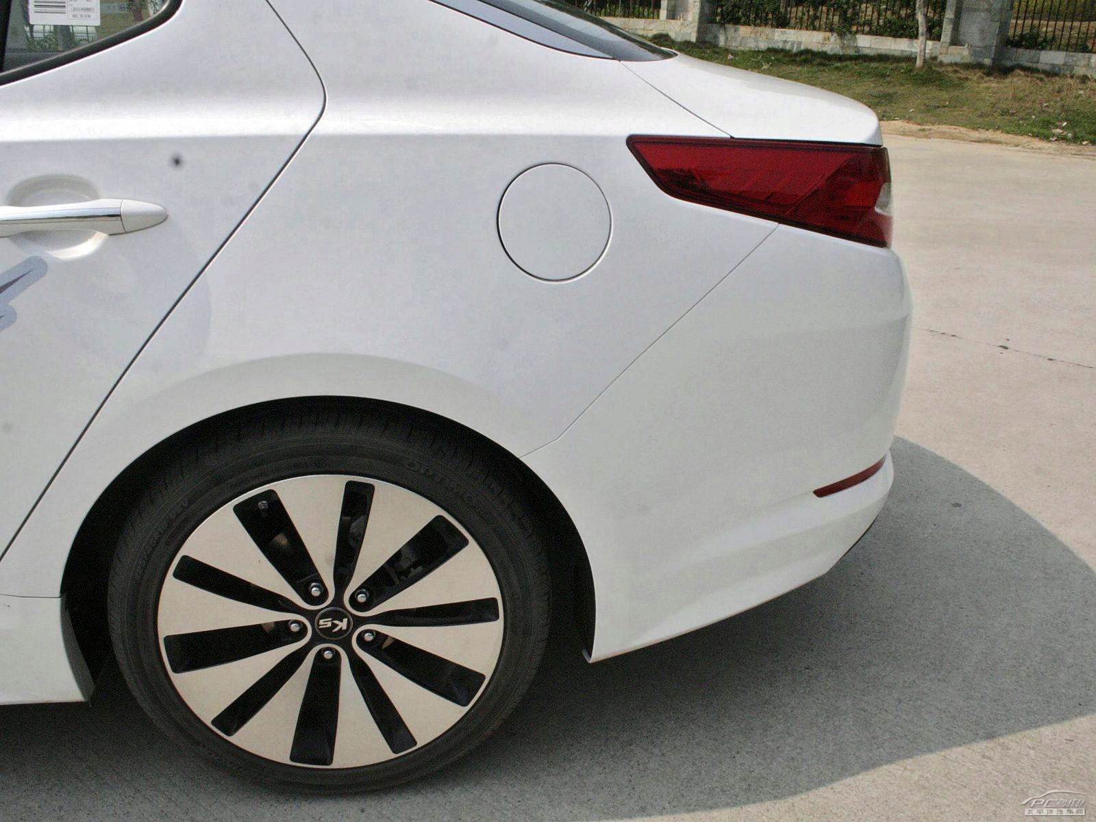 起亞K5凱酷外觀高清大圖