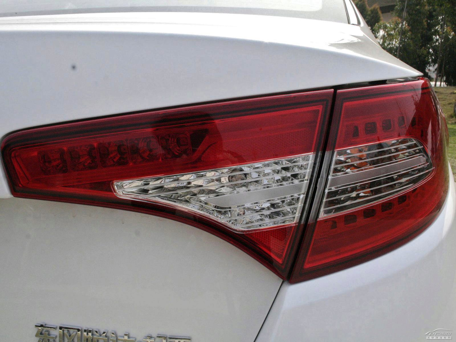 起亞K5凱酷外觀高清大圖