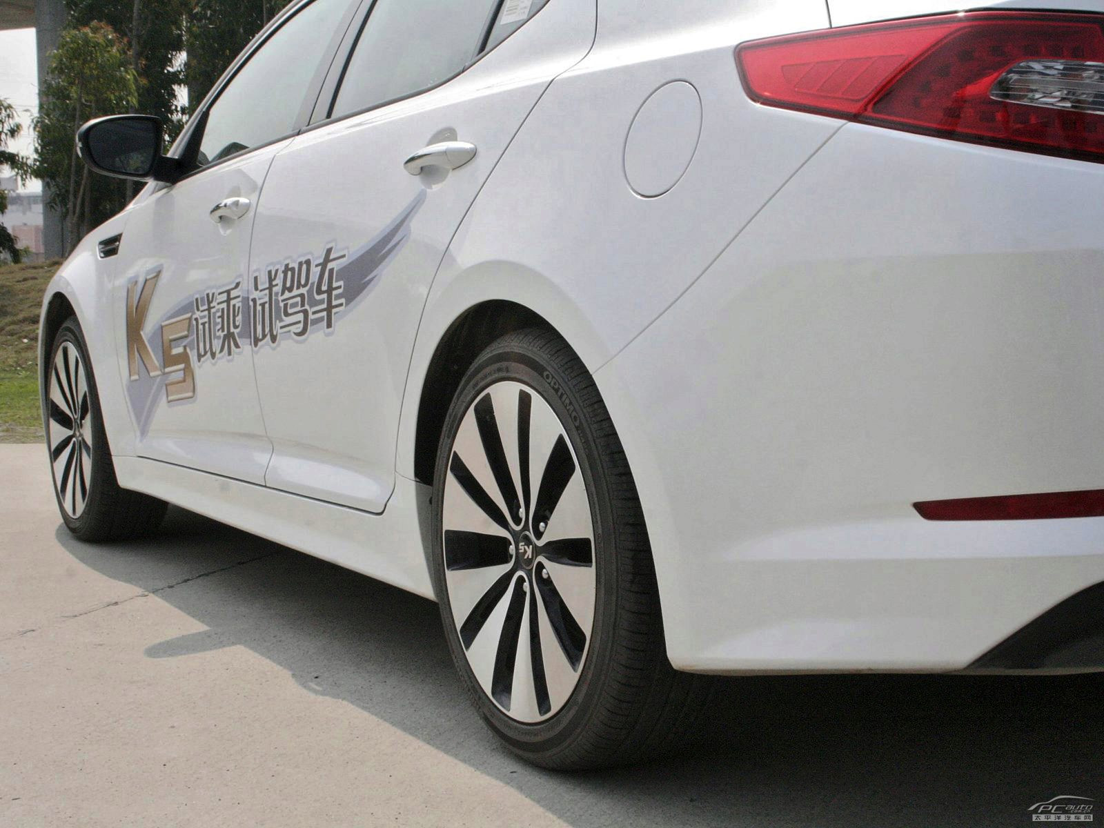 起亞K5凱酷外觀高清大圖