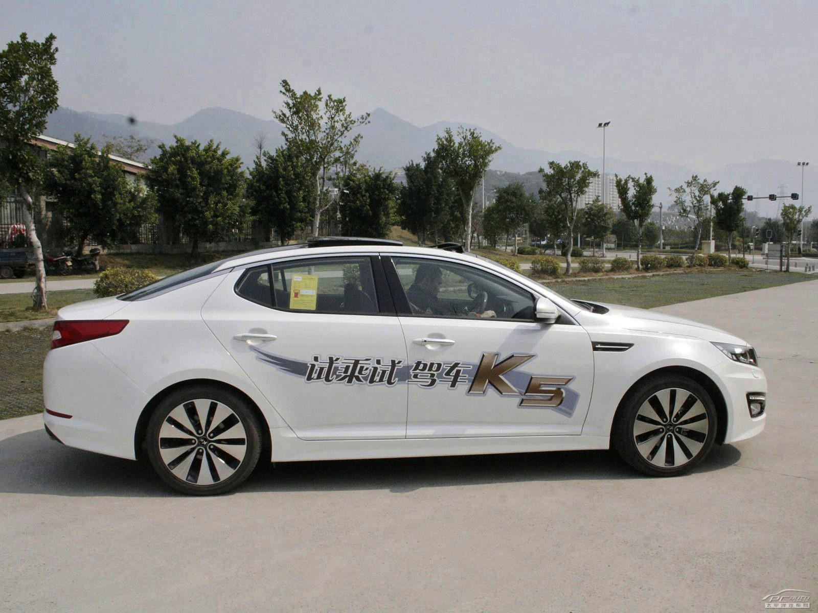 起亞K5凱酷外觀高清大圖