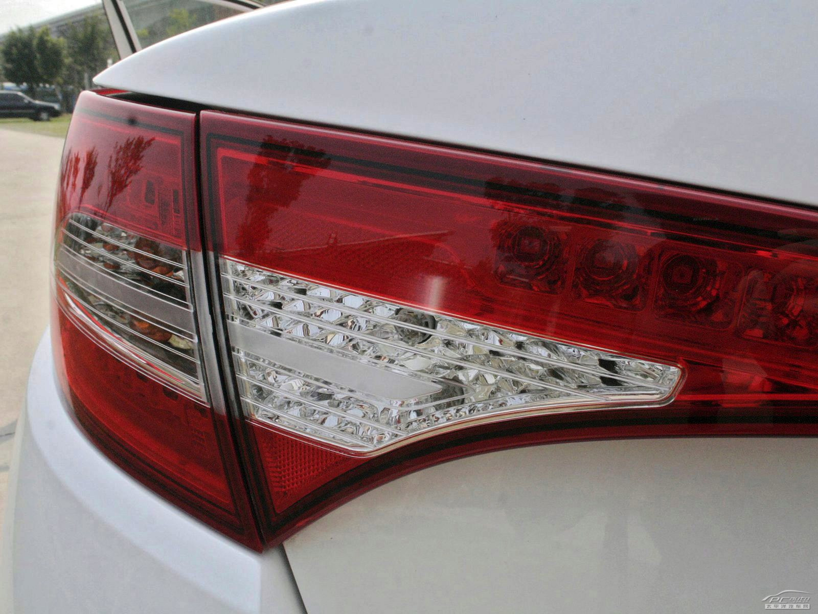 起亞K5凱酷外觀高清大圖