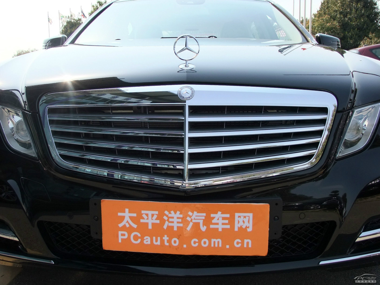 奔馳E級外觀高清大圖