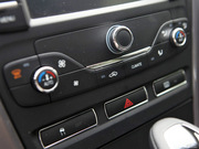 2011款 2.0 GTDi240 豪華運(yùn)動(dòng)導(dǎo)航型 2011款 2.0 GTDi240 豪華運(yùn)動(dòng)導(dǎo)航型