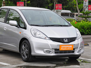 2011款 1.3L AT 舒適版