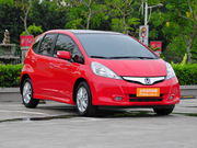 2011款 1.5L AT 全景天窗版 2011款 1.5L AT 全景天窗版