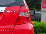 2011款 1.5L AT 全景天窗版 2011款 1.5L AT 全景天窗版